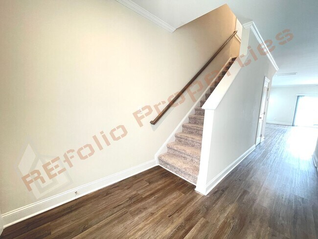 Photo - Amazing 3 Bedroom 1-Car Garage End Unit To...