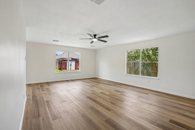 Photo - 4419 Crossvine Ave