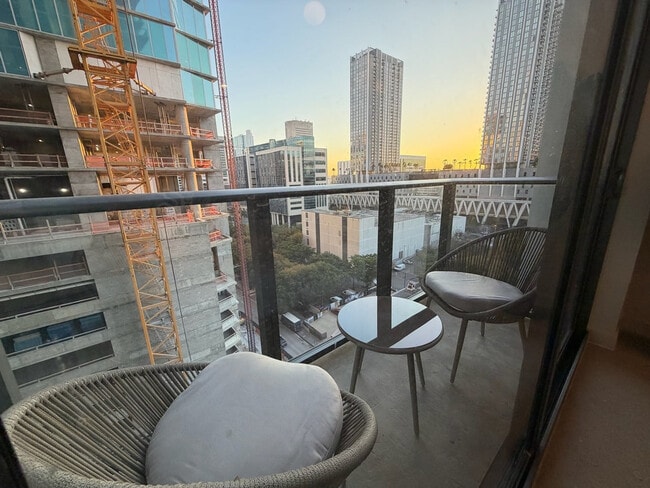 Photo - 11 NE 6th St Unit FL12-ID1429751P