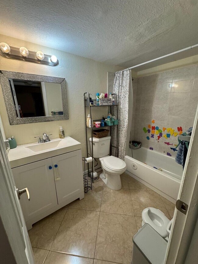 Photo - 2810 Riverside Dr Unidad 106-A