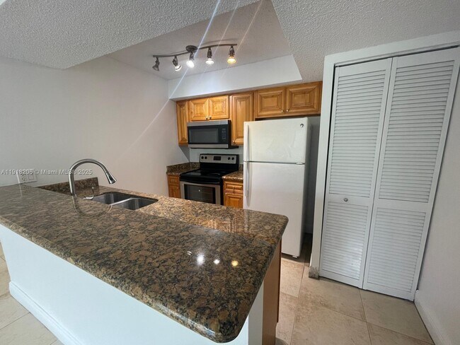 Photo - 5686 Rock Island Rd Unit 133