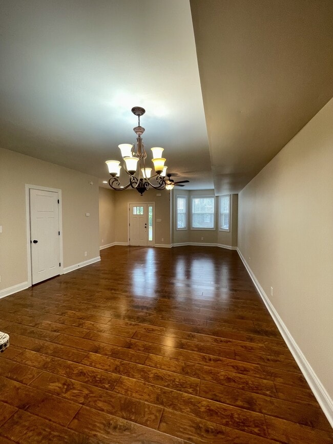 Photo - 102 Capital St