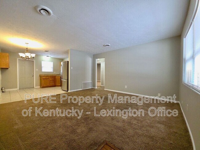 Photo - 4053 Victoria Way Unit B