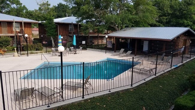 Photo - 1550 E 2nd St Unit P85