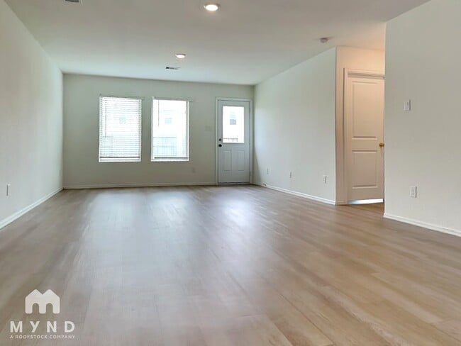 Photo - 26815 Wilderye Cv Ln