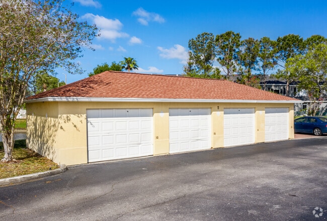 Paid Storage - East Lake Club Apartments