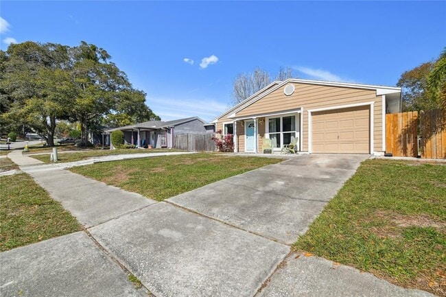 Photo - 2803 Northcote Dr