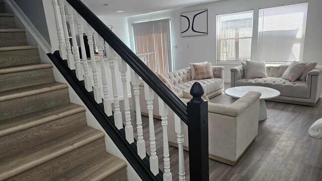 Photo - 3044 Kings Realm Ave