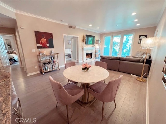 Photo - 2233 Martin Unit 207