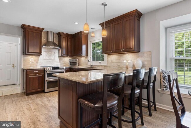 Photo - 1099 Armstrong Ct