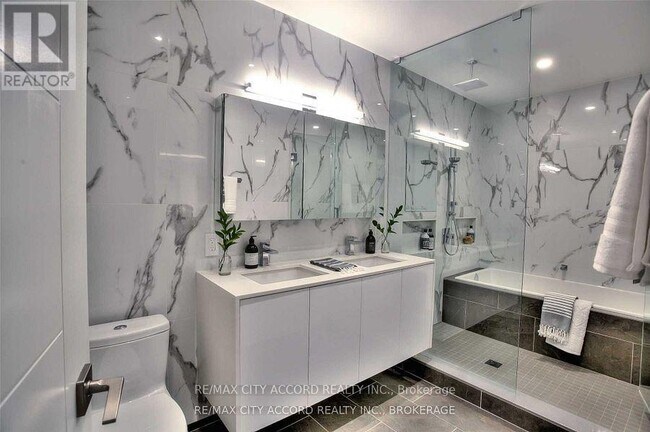 Photo - 29 Camden St Unit 101-103