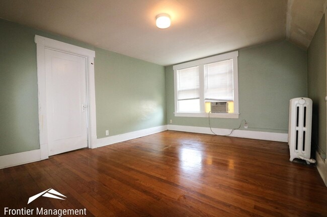 Photo - 900 Leavenworth St Unit B