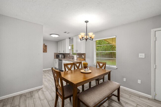 Photo - 12422 White Plains Dr