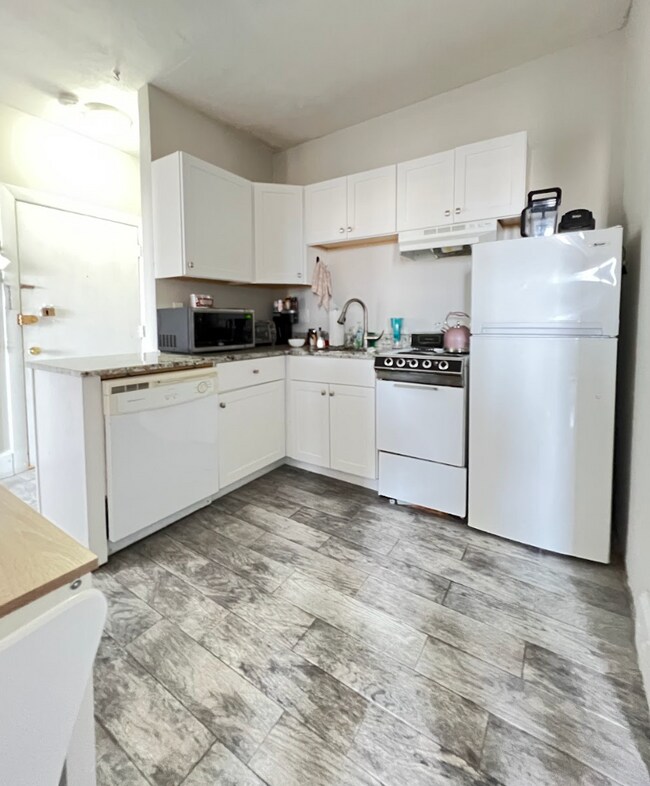 Photo - 1082 Commonwealth Ave Unit 206