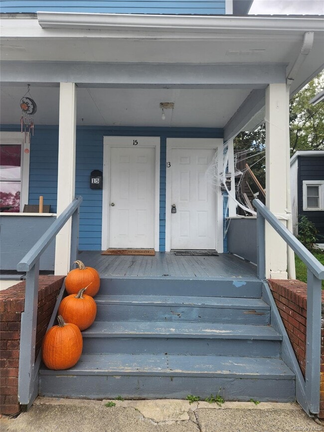 Building Photo - 15 Clinton St Unit 13