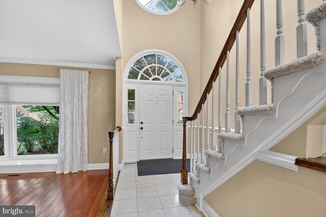 Photo - 7435 Crestberry Ln