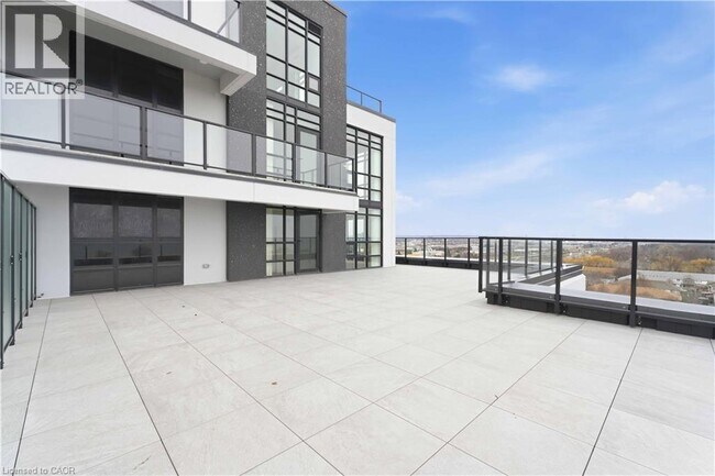 Photo - 461 Green Rd Unité 1006