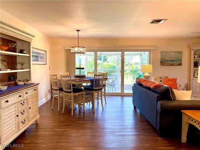 Photo - 51 Glades Blvd Unit 2