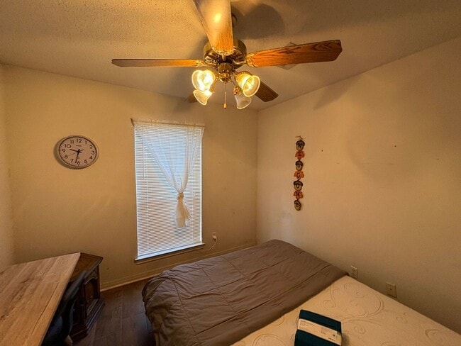 Photo - 309 Station Creek Dr