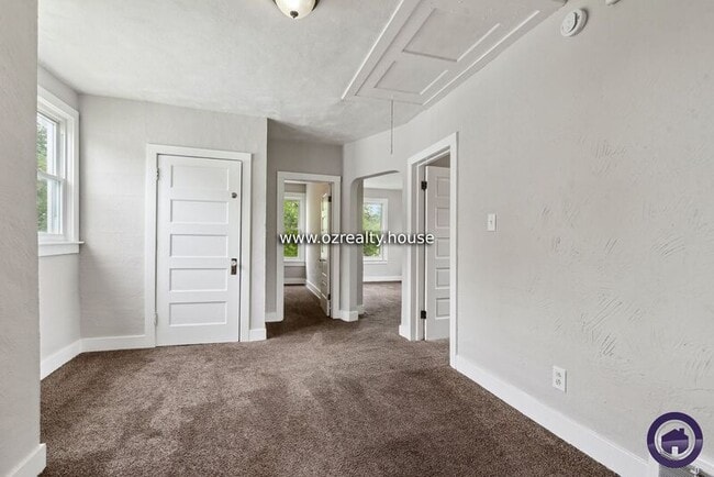 Photo - 1310 Almon Ave