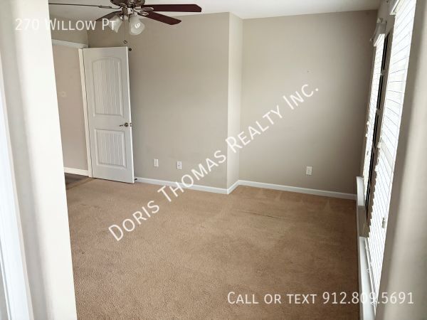 Photo - 270 Willow Point Cir