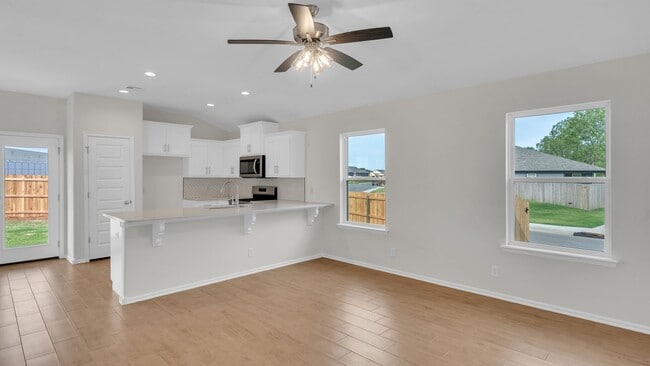 Photo - 3 Bed | 2 Bath in Owasso!