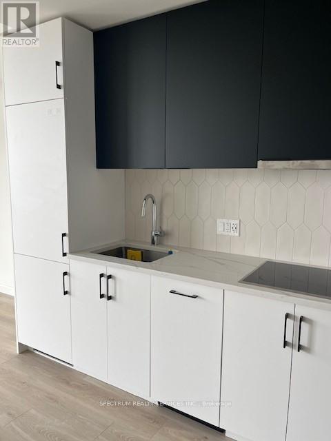 Photo - 741 King St W Unit 409