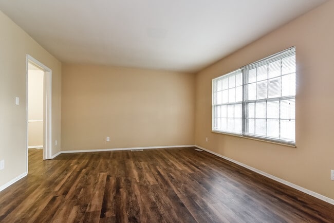 Photo - 3232 Bluebell Ln