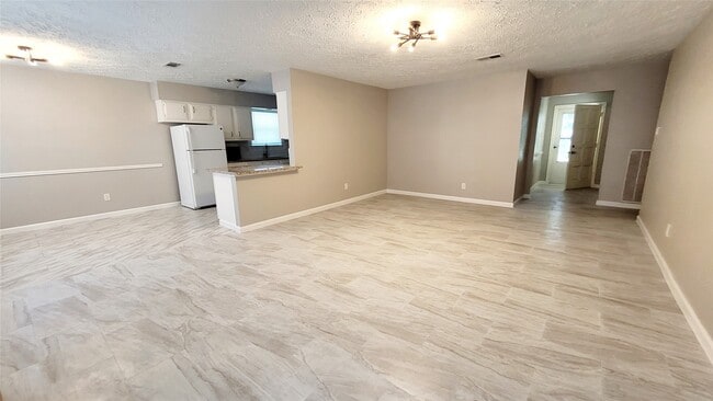 Photo - 16818 Dutch Ridge Dr