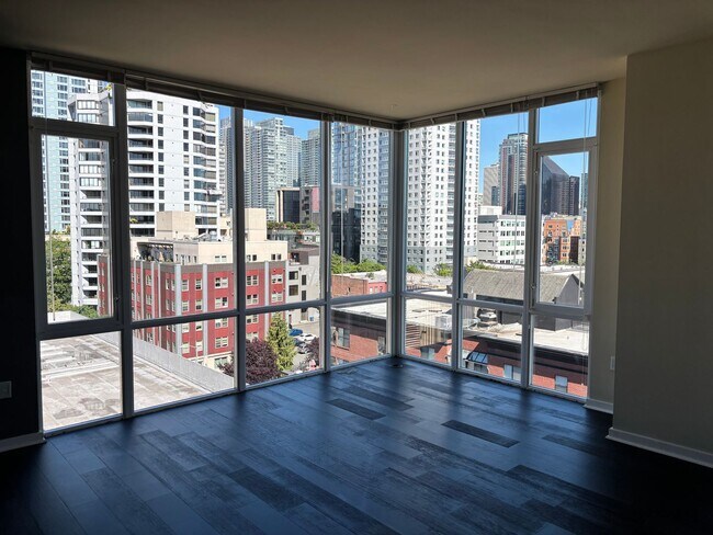 Photo - TOP FLOOR PENTHOUSE, Views Galore!!! $2000.00 rent credit available