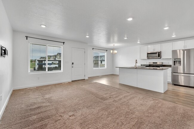 Photo - 480 W 1890 S