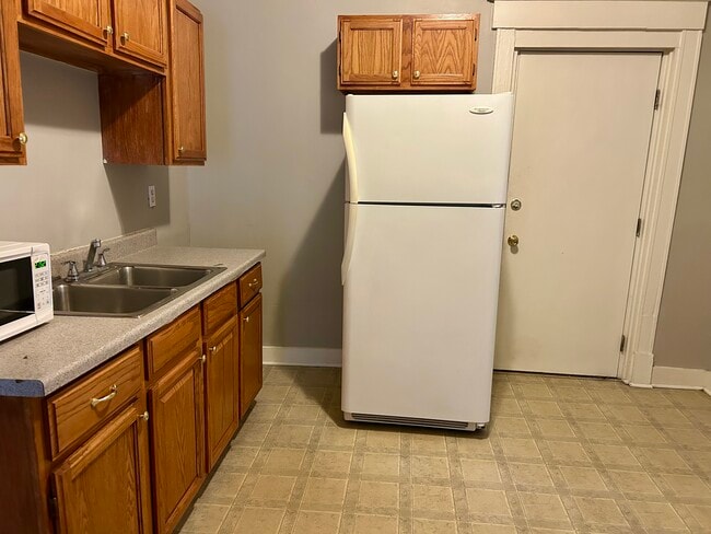 Photo - 123 E Burnett Ave Unit 1