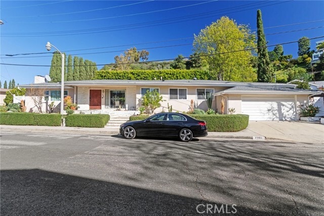 Photo - 2390 Nalin Dr