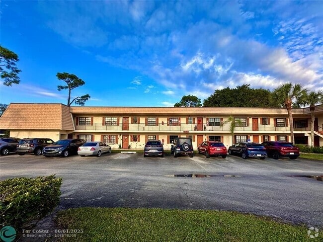 Building Photo - 4263 Oak Terrace Dr Unit 4263 Rental