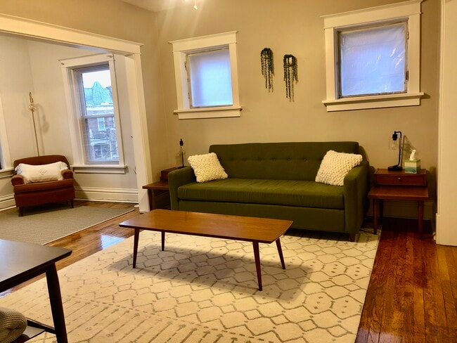 Photo - 3637 Shenandoah Ave Unit 2W