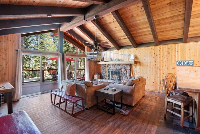 Photo - 439 John Cain Rd