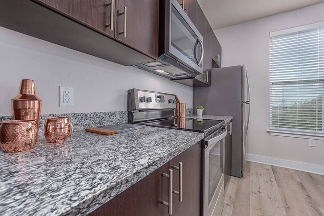 Vue on Walnut | Student Housing