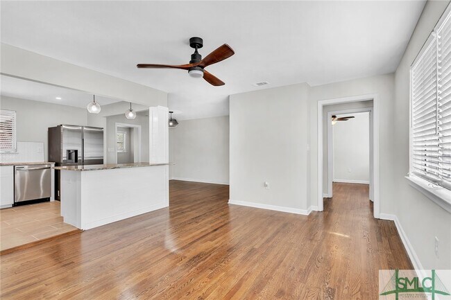 Photo - 2024 California Ave