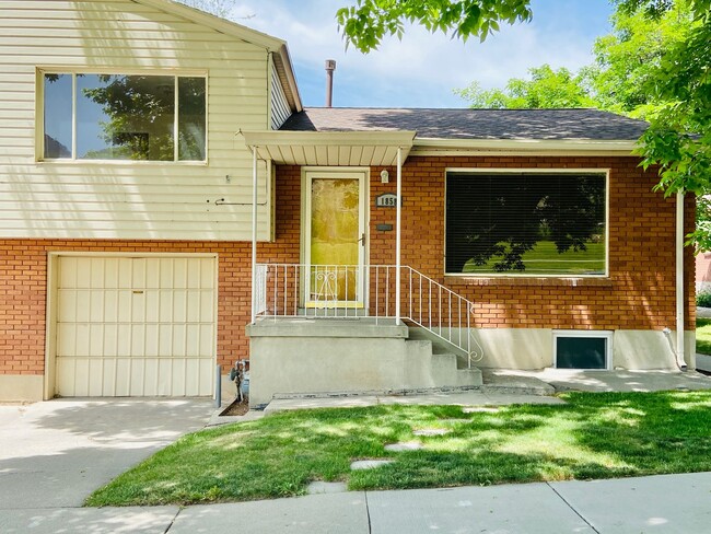 Building Photo - 1858 E Nevada St Unit 1858 S. Rental
