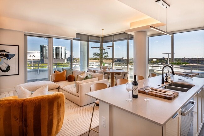 Photo - The Monarch HALL Park