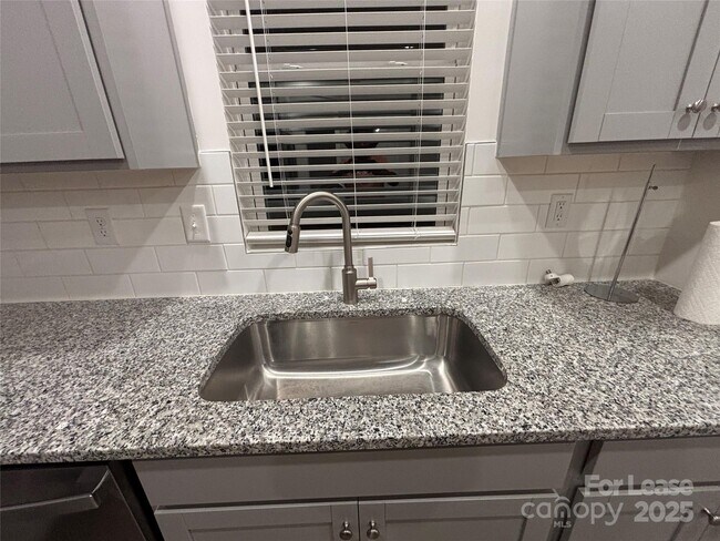 Photo - 5034 Falstone Dr