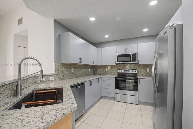 Photo - 19920 Cutler Ct