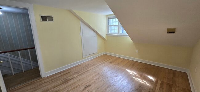 Photo - 187 W Avon Rd