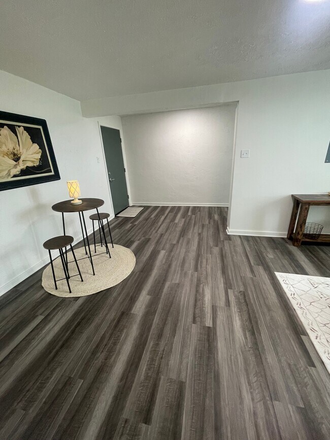 Photo - 3310 Brownsville Rd