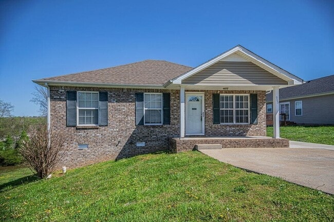 Photo - 955 Russet Dr