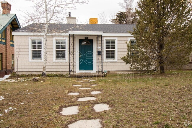 Building Photo - 575 N I St Rental