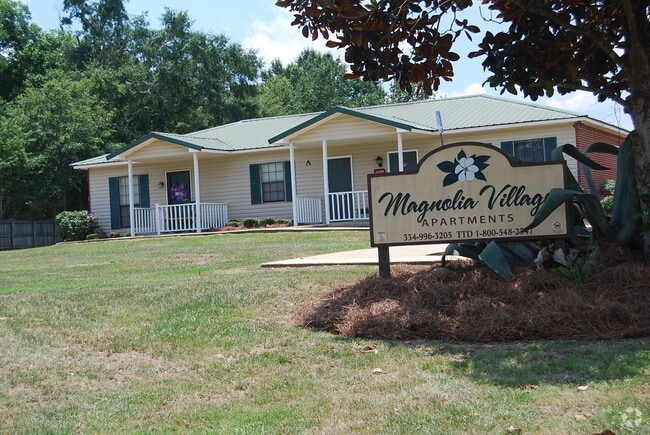 Building Photo - Magnolia Village Rental