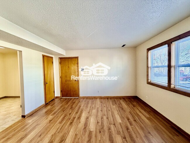 Photo - 303 S Madison St