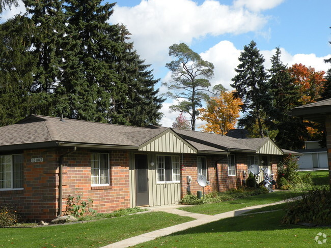 Building Photo - Berkshire Hills Apartments