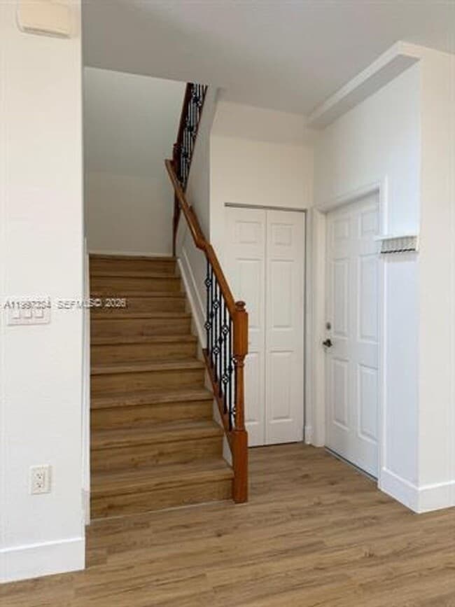 Photo - 14934 SW 41st Ln